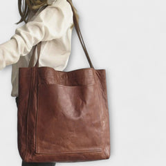 CASA - Elegant and practical handbag