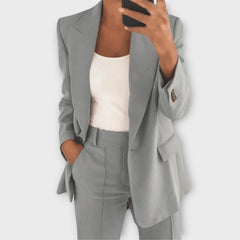 MILA | Classic Suit with Flattering Silhouette