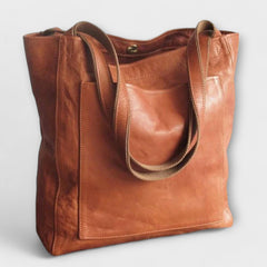 CASA - Elegant and practical handbag